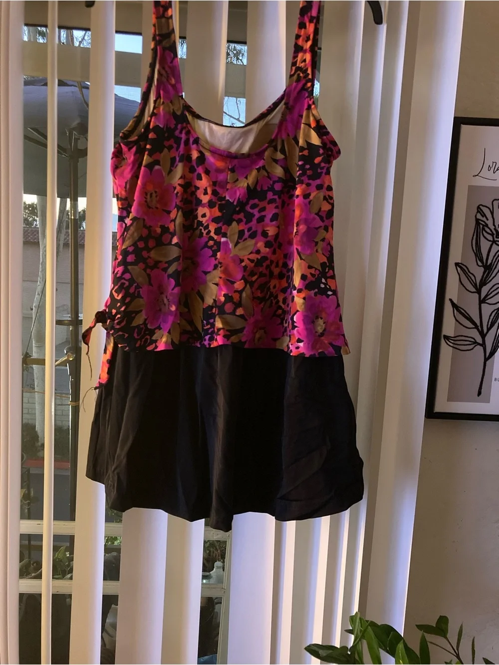 Maxine of Hollywood bold pink